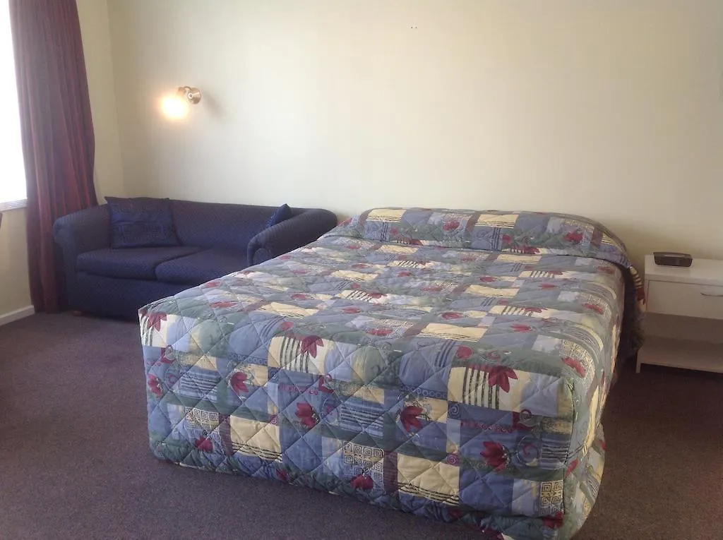 The Adelphi Motel Christchurch 4*,